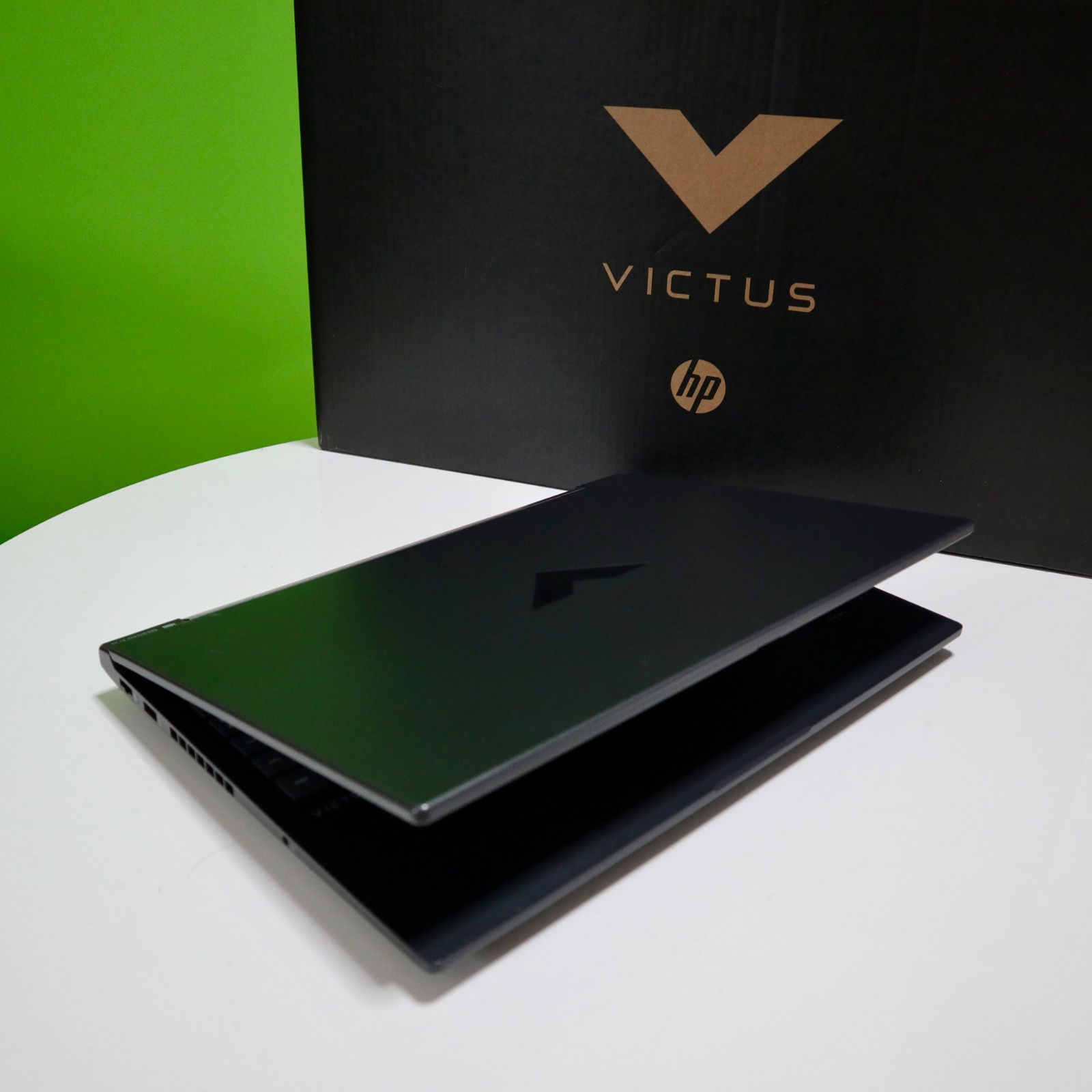 HP Victus Gaming Laptop 16-s0076ng · 512GB SSD · Gebraucht