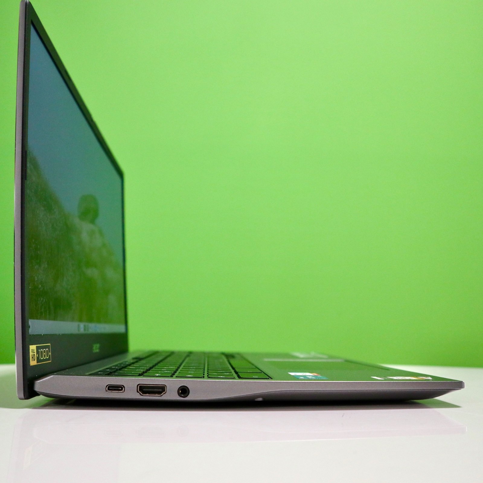 Acer Chromebook 15.6" FHD Touch i5-1135G7 8GB 512GB SSD · 512GB PCIe NVMe SSD · Steel Gray