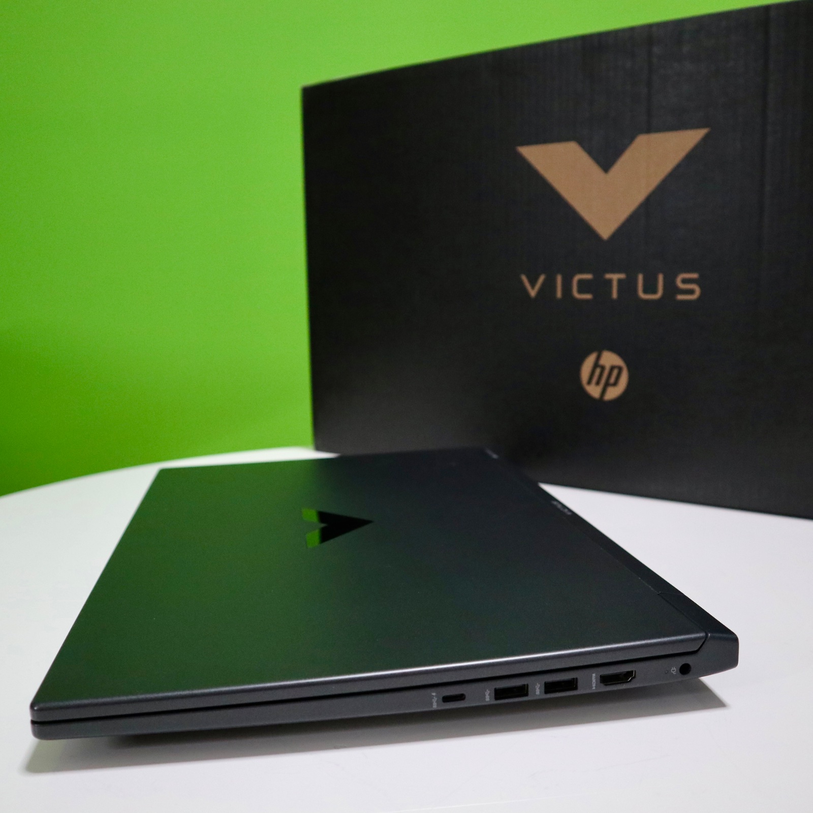 HP Victus Gaming Laptop 16-s0076ng · 512GB SSD · Gebraucht