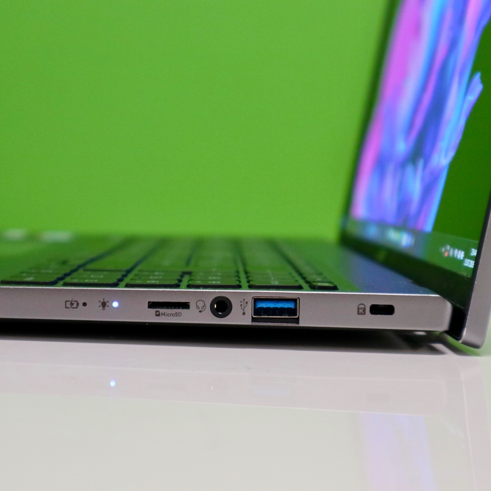 Acer Swift Go 16 i7-1355U 16GB 512GB NVMe OLED 3.2K